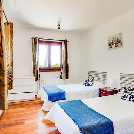 Villa 2 *